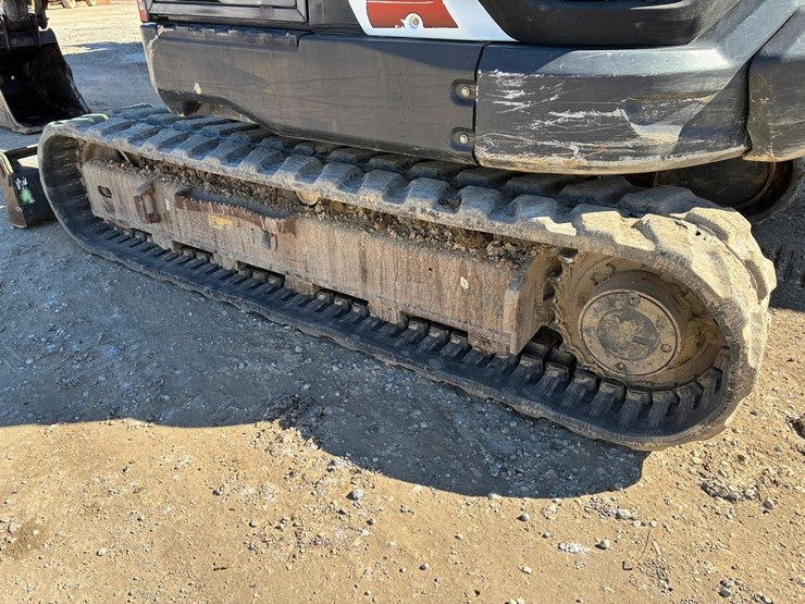 2019-bobcat-e85-image-16