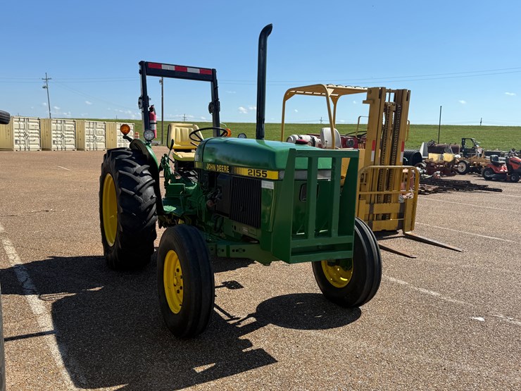 john-deere-2155-image-2