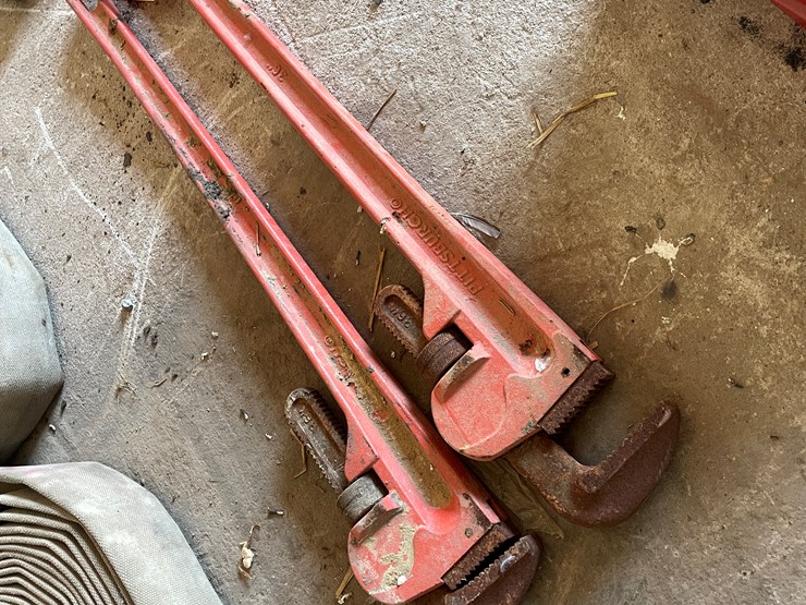 #1063-•-(2)-pittsburgh-pipe-wrenches-image-1