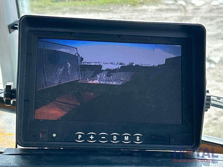 heil-28yd-side-loader-garbage-truck-image-13