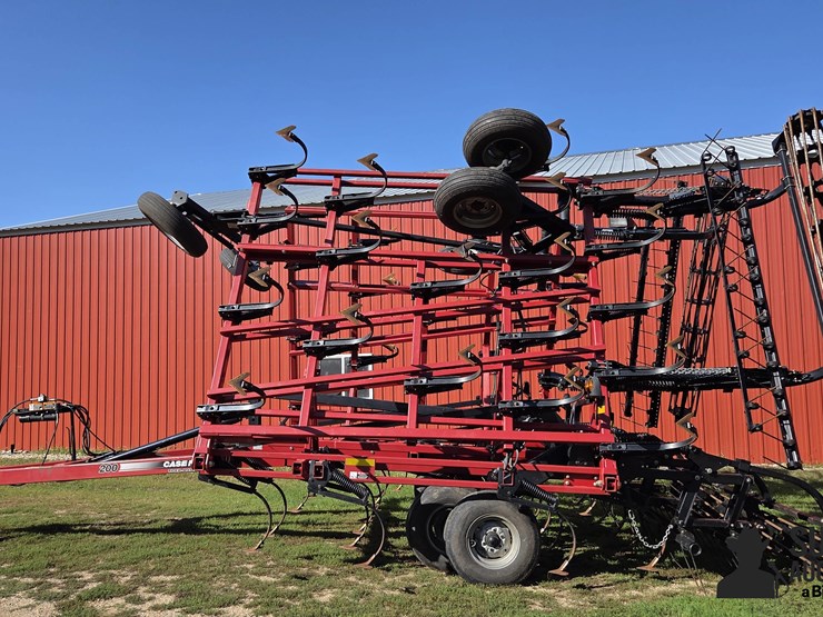 case-ih-200-image-8