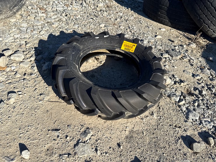 #2806-•-(1)-carlisle-super-lug-6-12-tire-inv#-2806-image-2