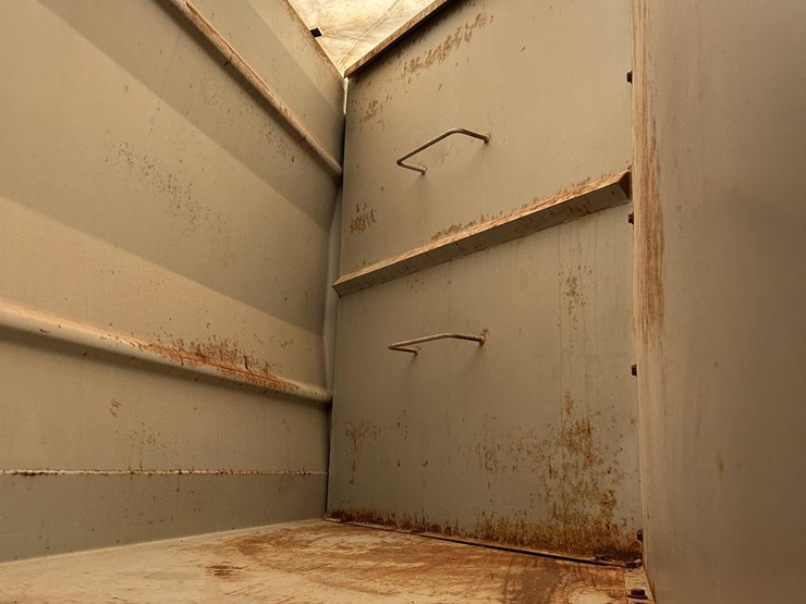 1995-freightliner-fld112-image-24