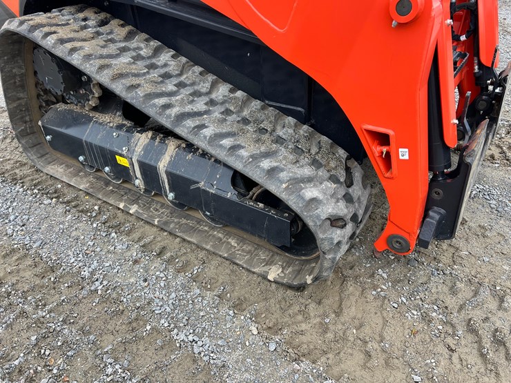 2023-kubota-svl97-2-image-22