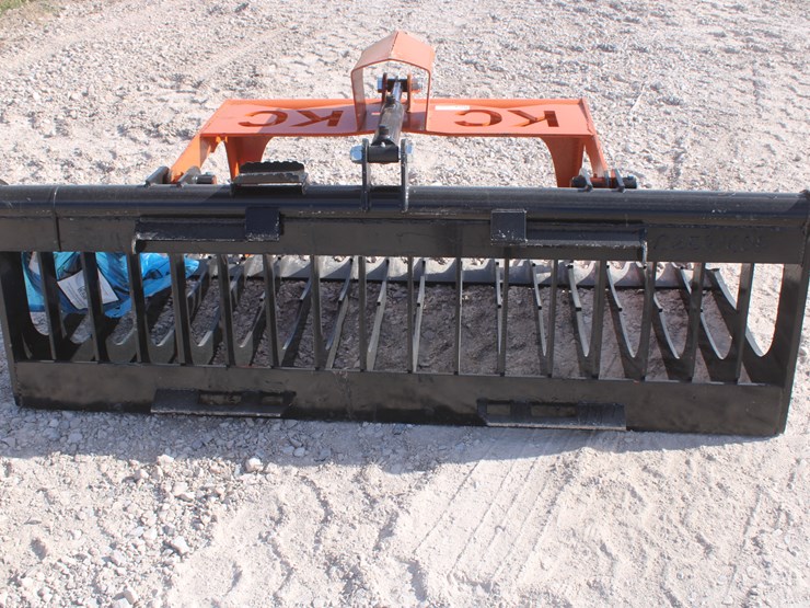 #2014-•-76-inch-skeleton-grapple-image-6