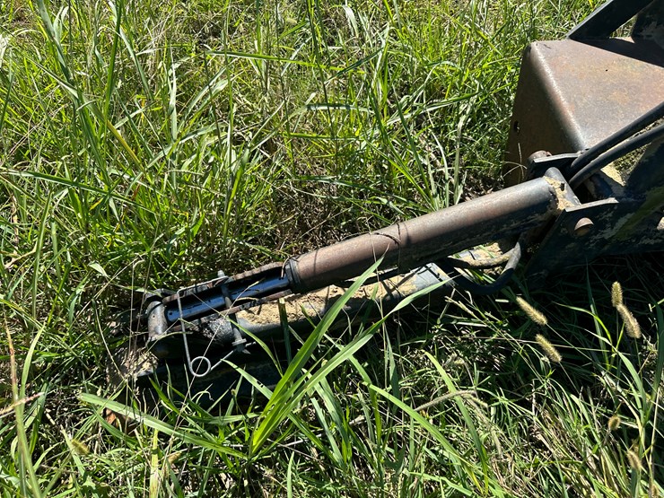 #32227-•-kelley-mfg-b70-backhoe-attachment-image-21