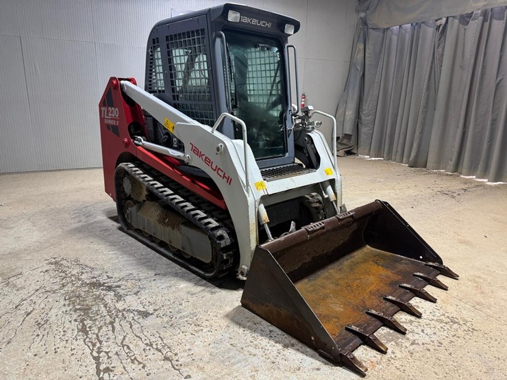 takeuchi-tl230-image-7