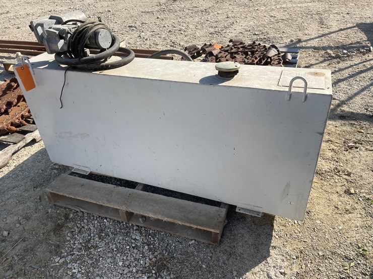 #1032-•-l-shaped-fuel-tank-image-3