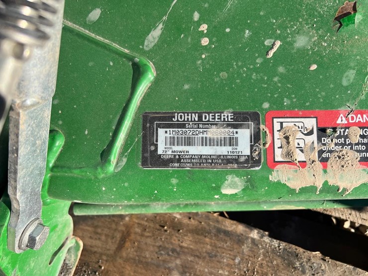 2020-john-deere-3046r-image-47