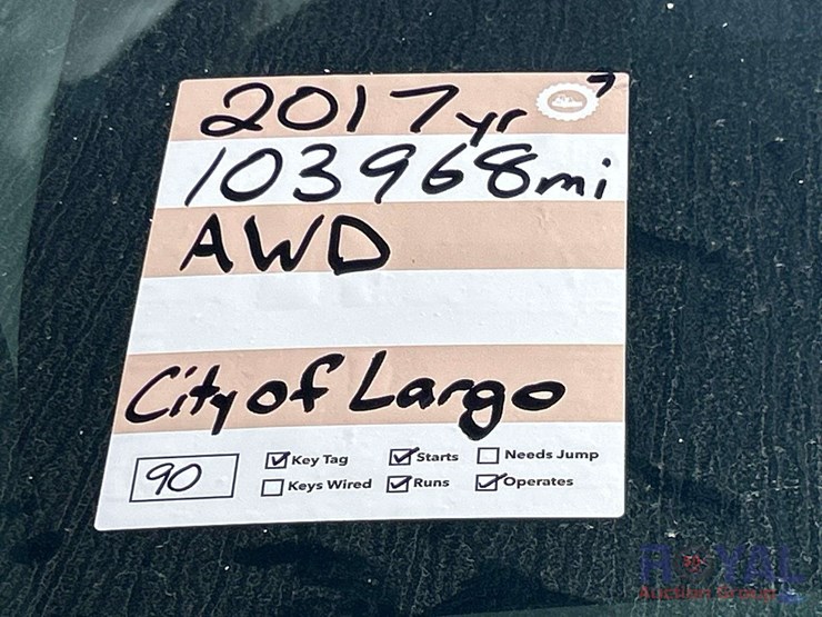 2017-ford-explorer-image-26