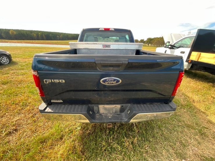 2017-ford-f150-xl-image-9