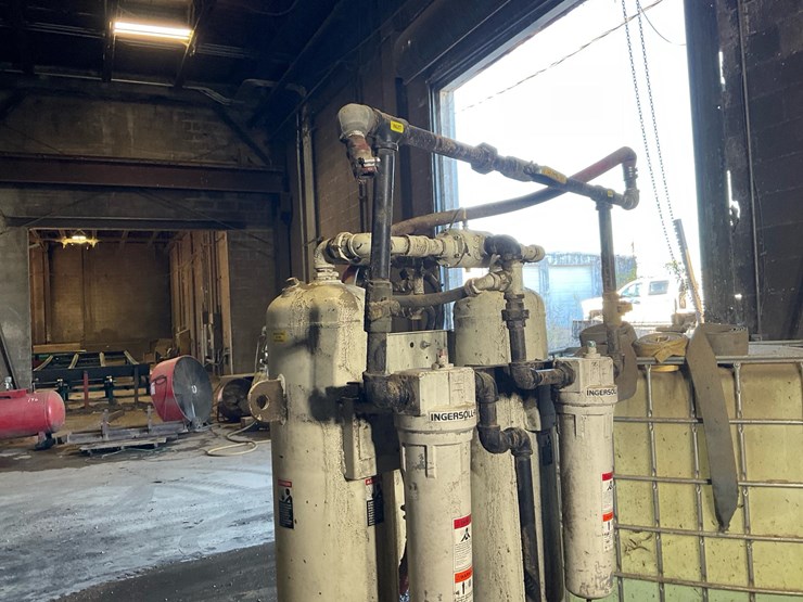 #151-•-ingersol-rand-air-dryer-image-19