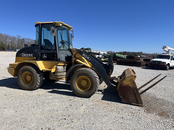 2007-deere-304j-image-9