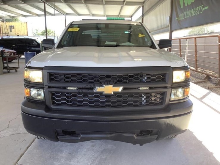 2015-chevrolet-silverado-1500-image-3