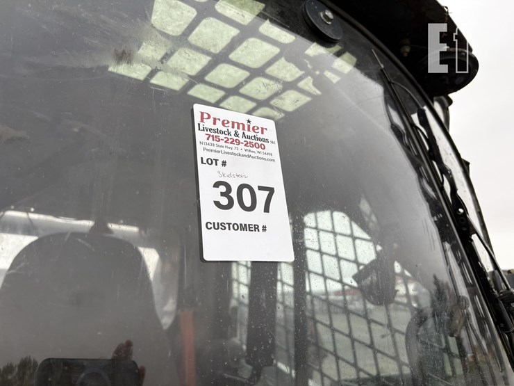 2017-deere-333g-image-26