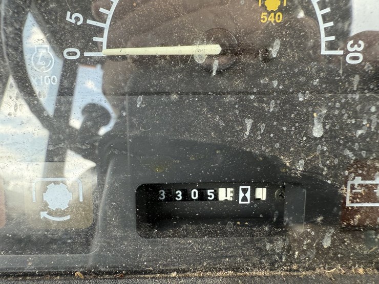 1996-john-deere-5200-image-8