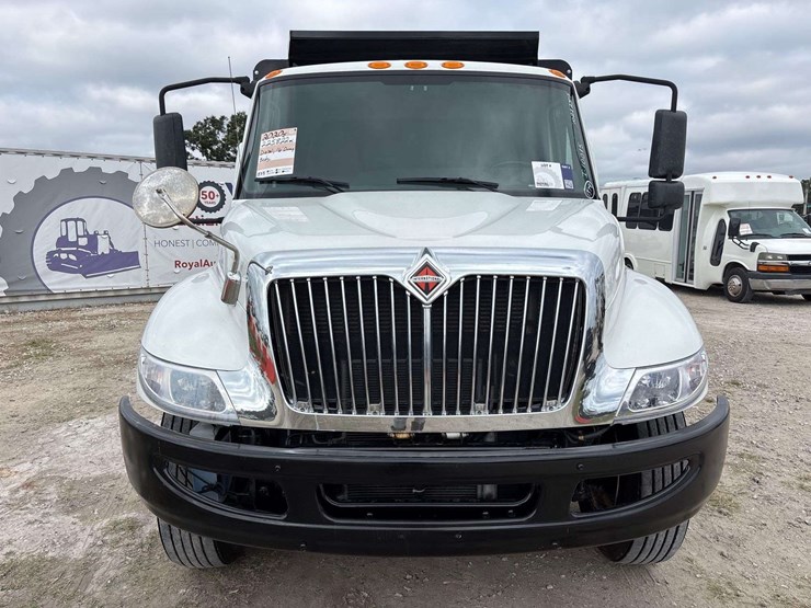 2020-international-mv607-16ft-morgan-dump-truck-image-51