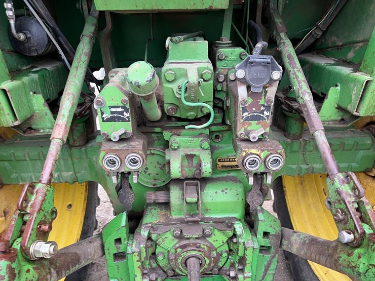 john-deere-4430-image-14