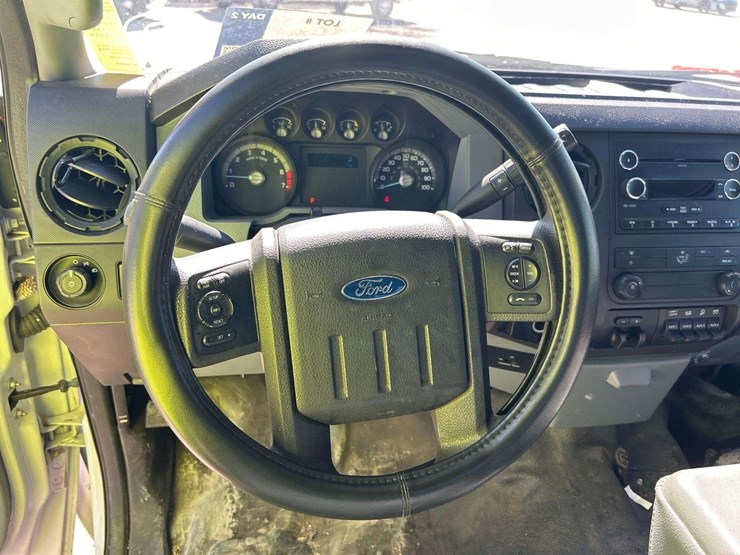 2015-ford-f350-image-11