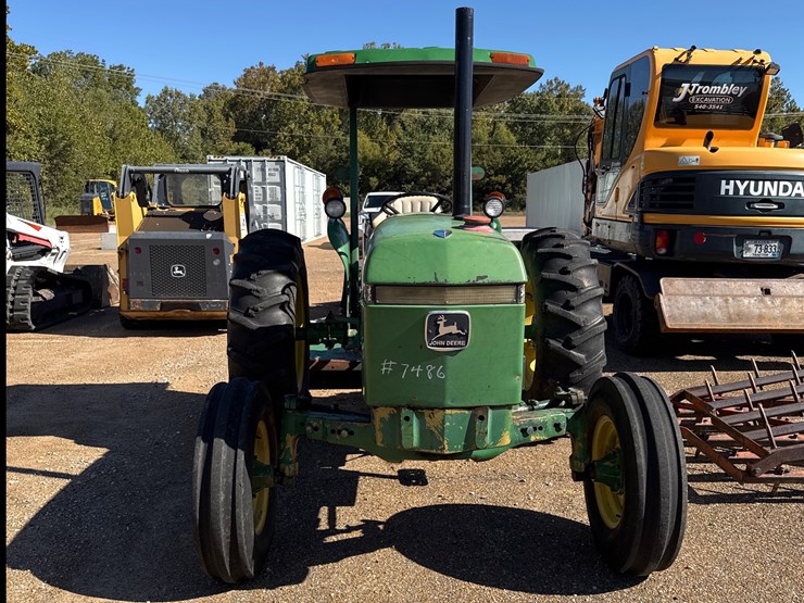 john-deere-2150-image-3