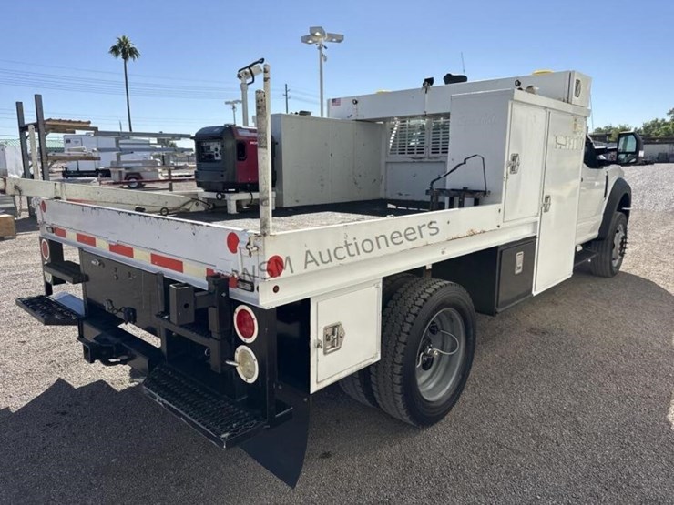 2017-ford-f550-image-5