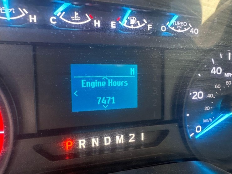 2017-ford-f550-xl-image-34