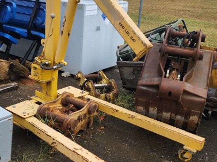 portable-floor-crane/hoist-image-6