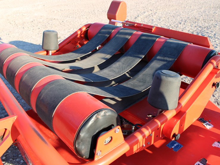 #2097-•-#2097--kuhn-rw1610-single-bale-wrapper-with-twin-wrapper,-monitor,-great-shape-with-low-use!-image-32