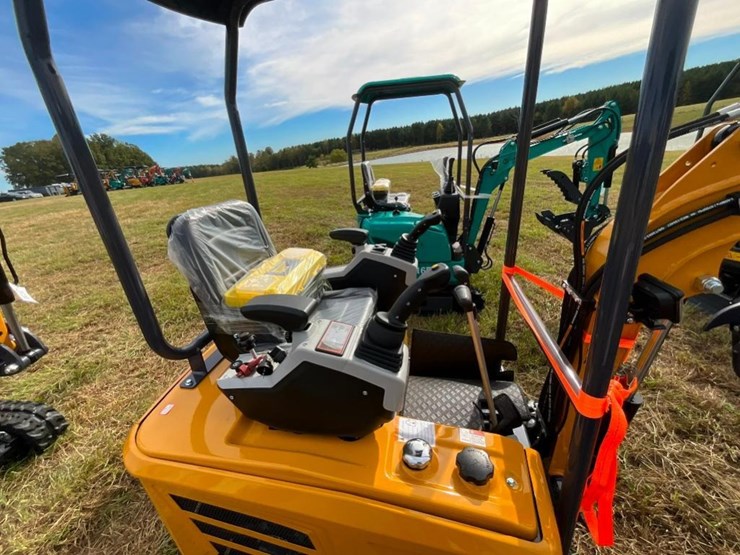 unused-cfg-mx20r-mini-excavator-(rato-image-5