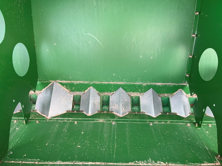 2018-great-plains-3s3000hd-image-33