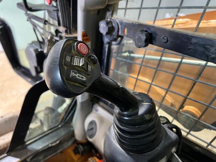 2017-case-tr310-image-24