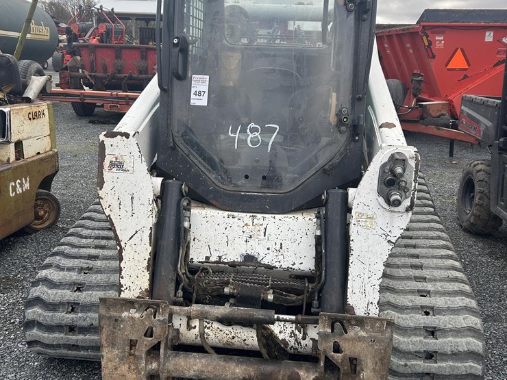2011-bobcat-t650-image-4