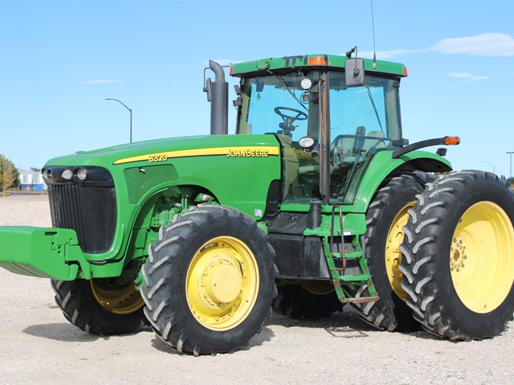john-deere-8320-image-93