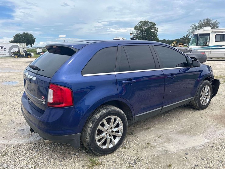 2013-ford-edge-image-3