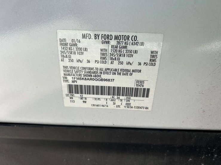 2016-ford-explorer-image-5