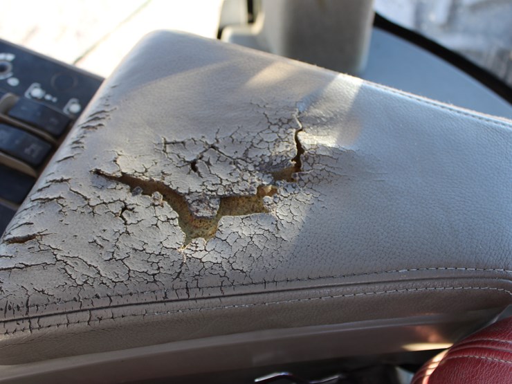 international-4100-image-87