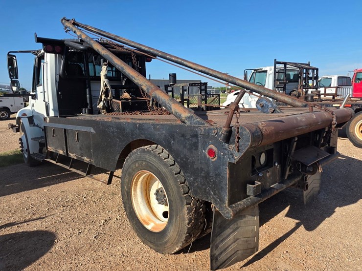 2005-international-durastar-4300-image-6