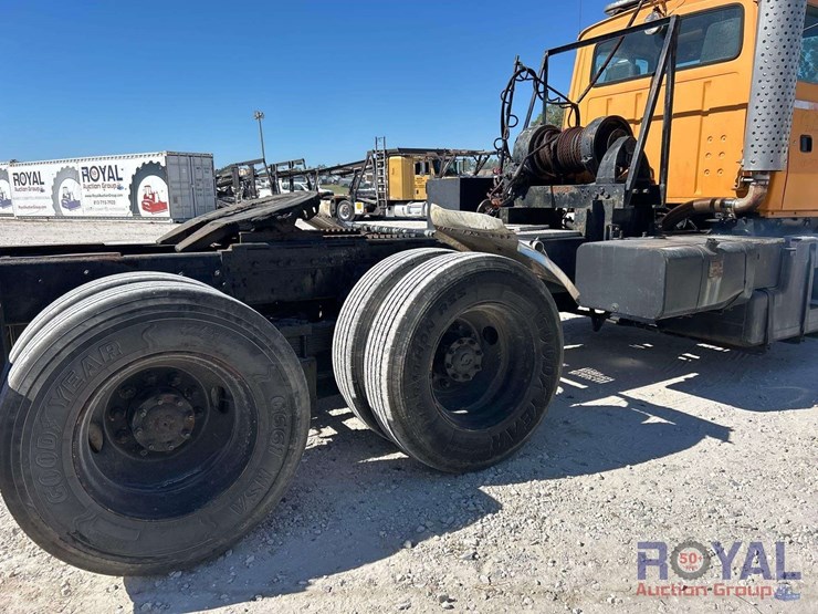 1992-ford-lt9000-image-16