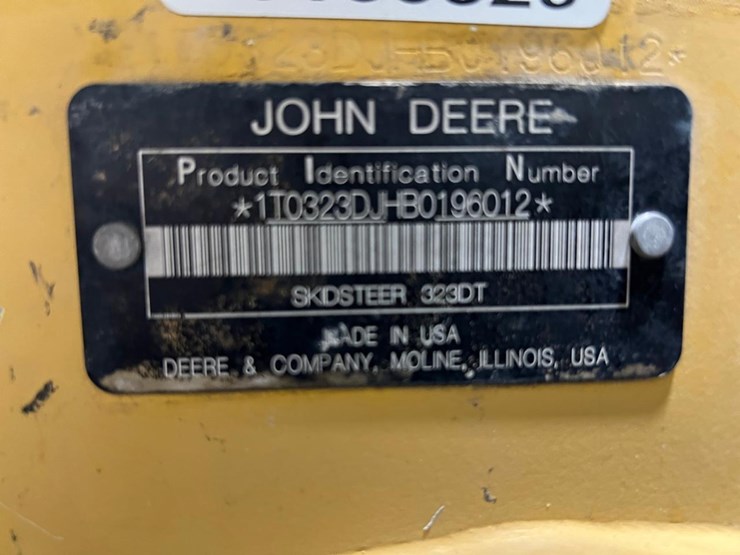 deere-323d-image-29