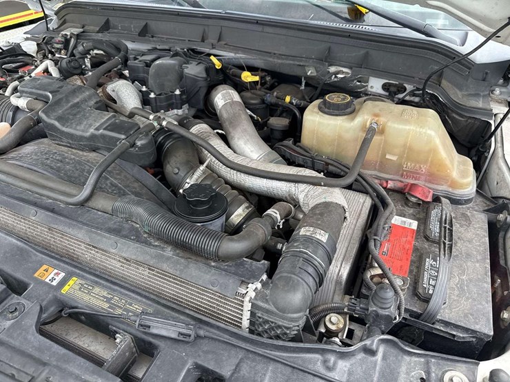 2016-ford-f550-image-9