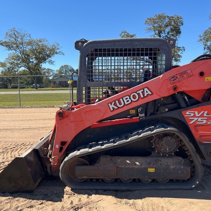 2017 KUBOTA SVL75-2
