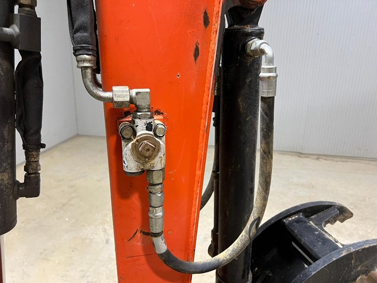 kubota-kx033-4-image-10