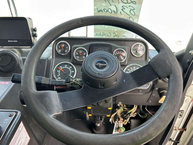 2017-autocar-xpeditor-image-11