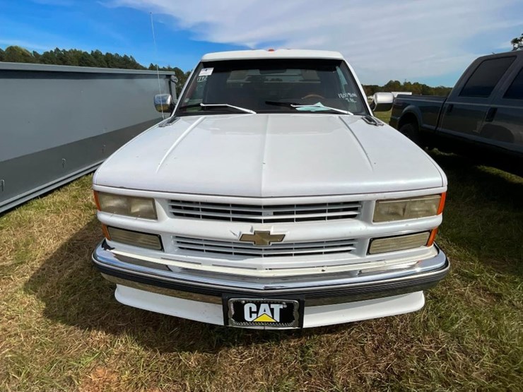 1992-chevrolet-3500-image-2