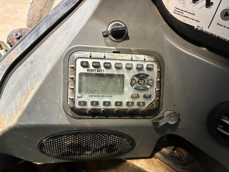 bobcat-t770-image-21