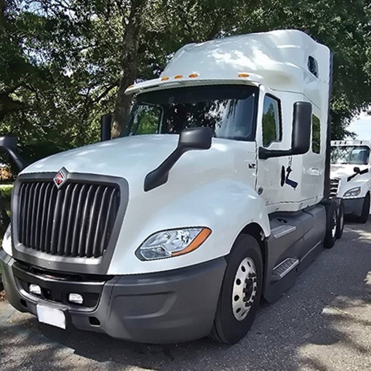 2021 INTERNATIONAL LT