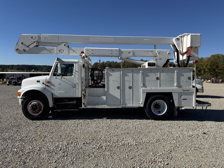 1995-international-4700-image-2