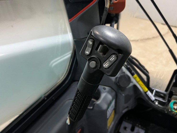 2023-bobcat-t66-image-28