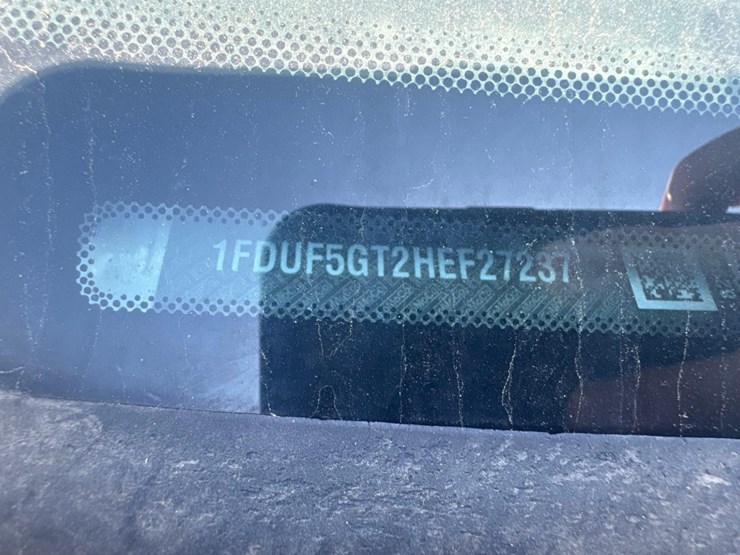 2017-ford-f550-xl-image-41