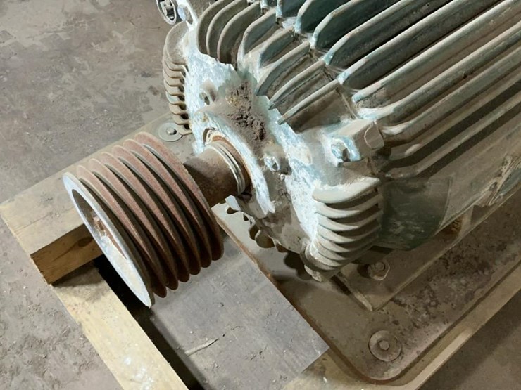 #179-•-eqp-iii-electric-motor-image-5